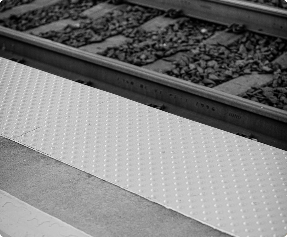 Train tracks 1